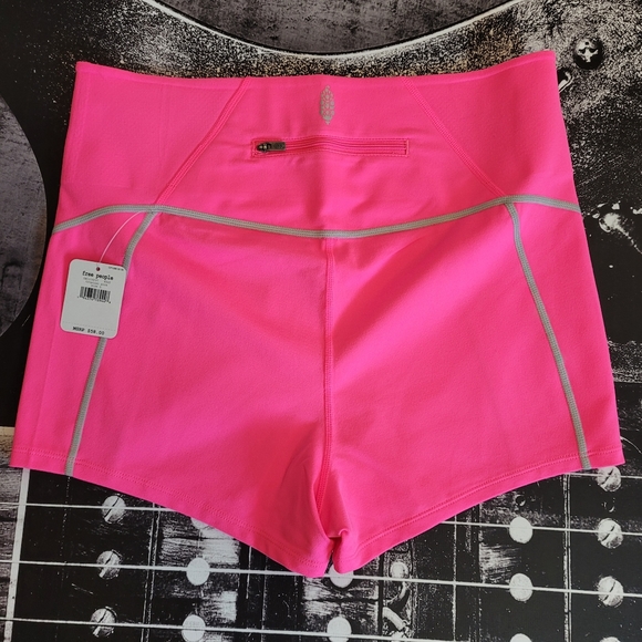 NWT Free People Shorts - Picture 2 of 3